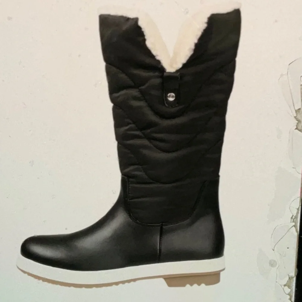 Journee Collection Pippah Winter Weather Black Quilted Winter Boots NIB Size 10 - Picture 3 of 12